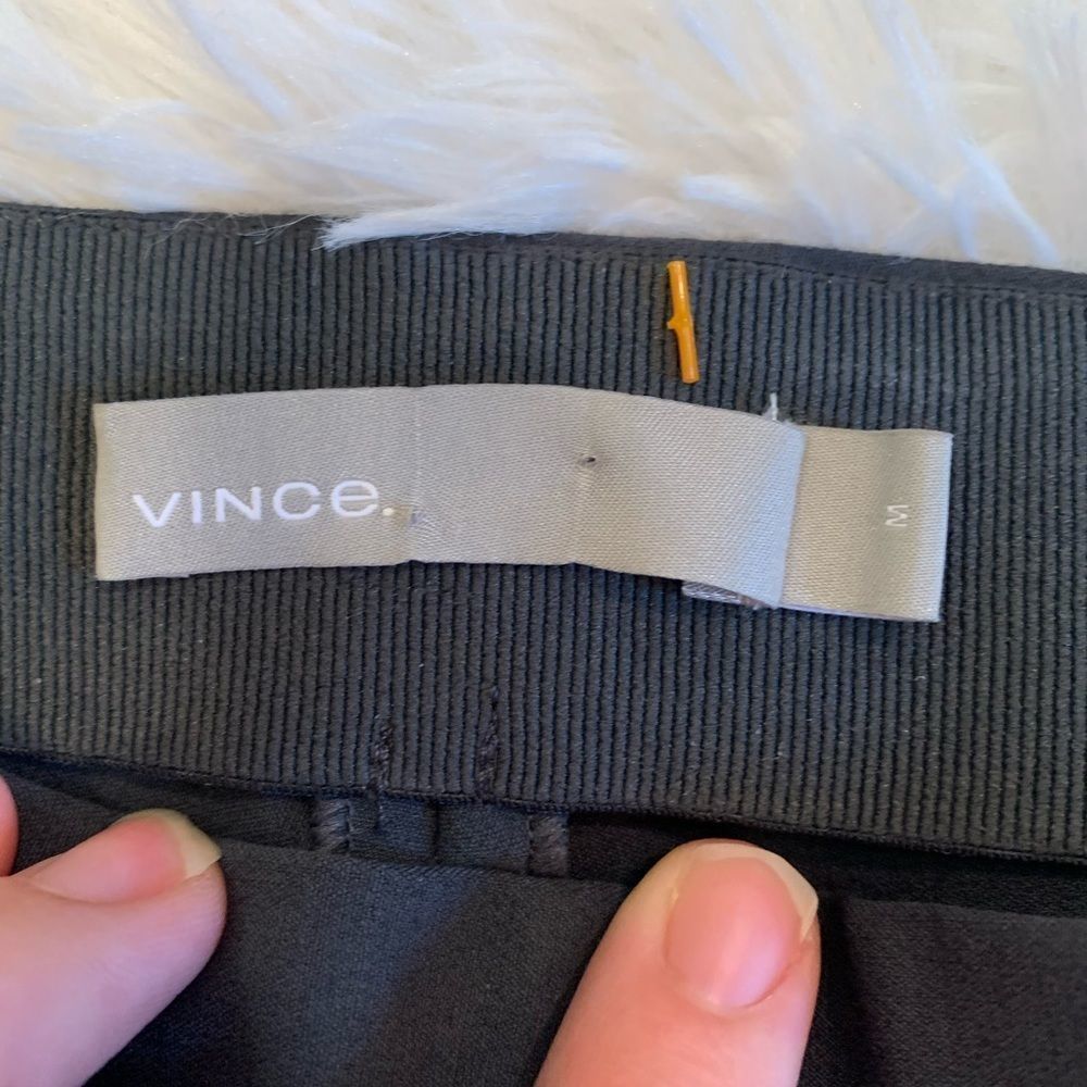 [Vince] Gray Front Stitch Cropped Pants - Size Medium - Picture 4 of 8